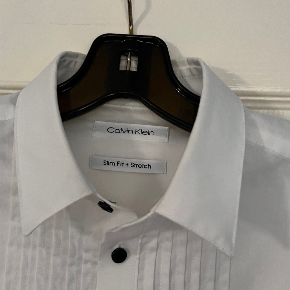 Calvin Klein Boys Formal Dress Shirt - Picture 2 of 5